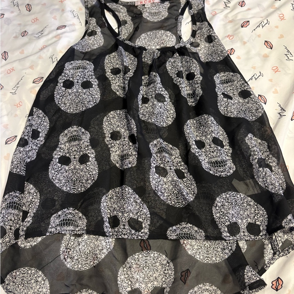 Black and White Skull Print Tank Top
